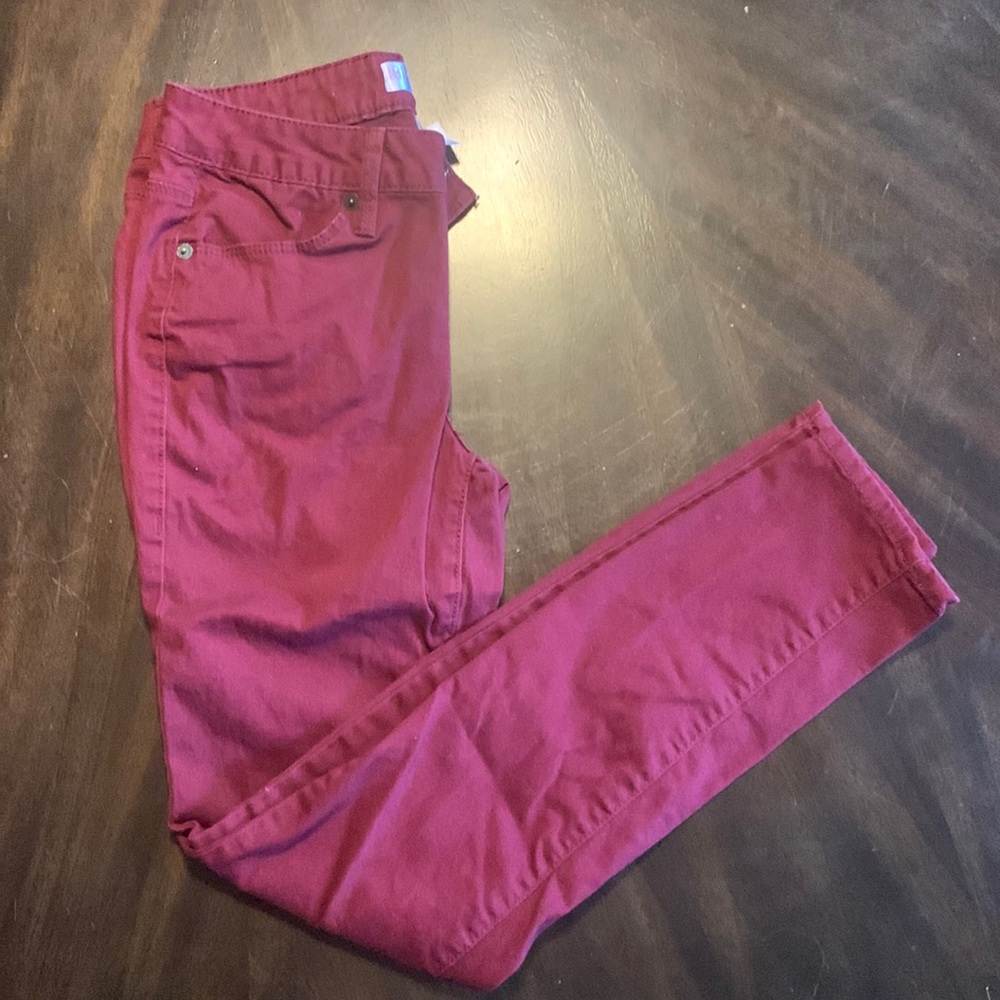 No Boundaries Size 5 Girls Maroon Jeans‎